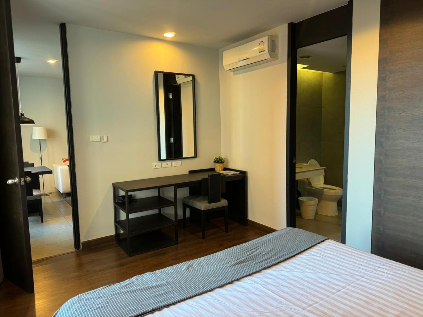 Cgcasa Hotel Bangkok Exterior photo